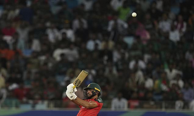 Bangladesh stuns Sri Lanka by 4 wickets to begin Asia Cup Super Four